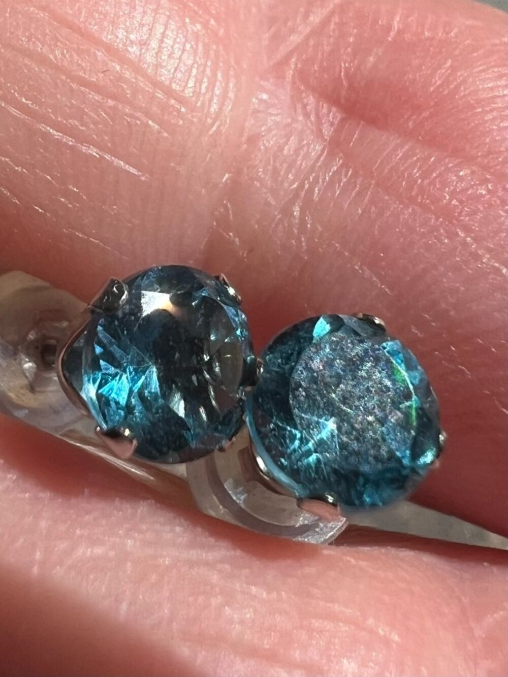 14k Solid White Gold and Aquamarine Stud Earrings
